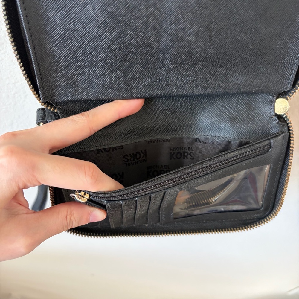 Michael Kors Black Pebbled Leather Wristlet Wallet with Gold Logo - Picture 7 of 10